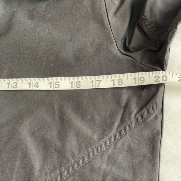 Holt Renfrew Light Utility Jacket Black Size 6 - Picture 10 of 13